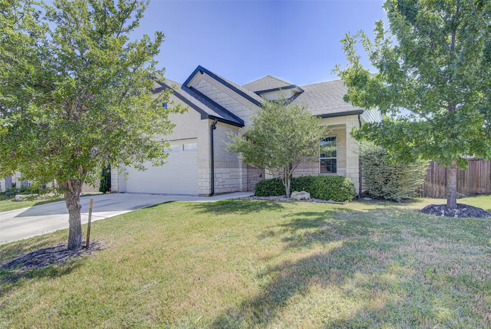 106 Bear Paw Run Georgetown, TX 78628