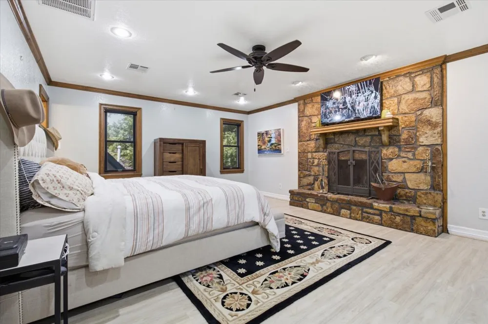 9421 County Road 3670 Allen, OK 74825