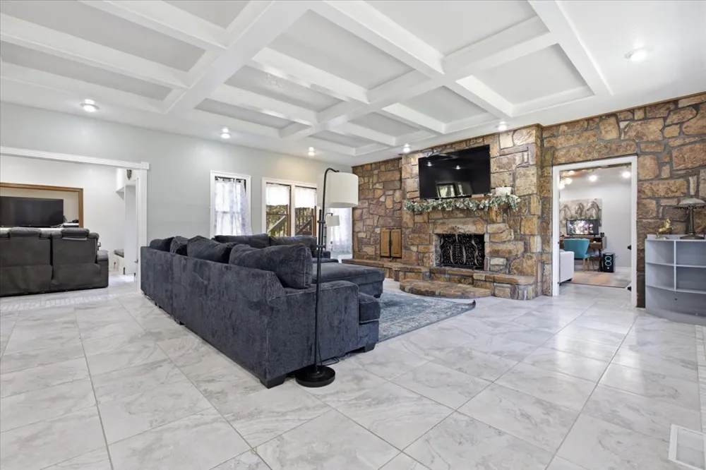 9421 County Road 3670 Allen, OK 74825