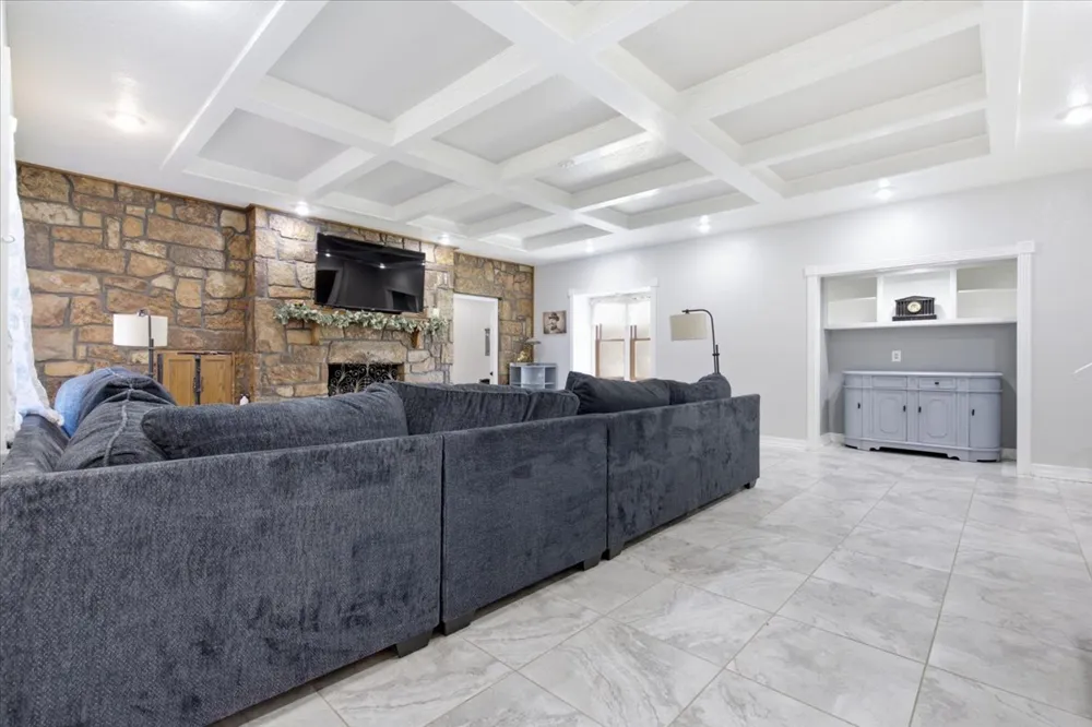 9421 County Road 3670 Allen, OK 74825
