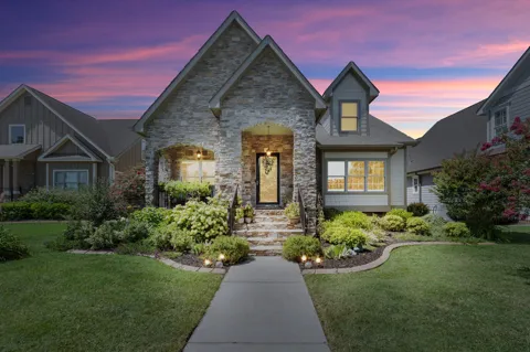 8961 Gentle Mist Cir