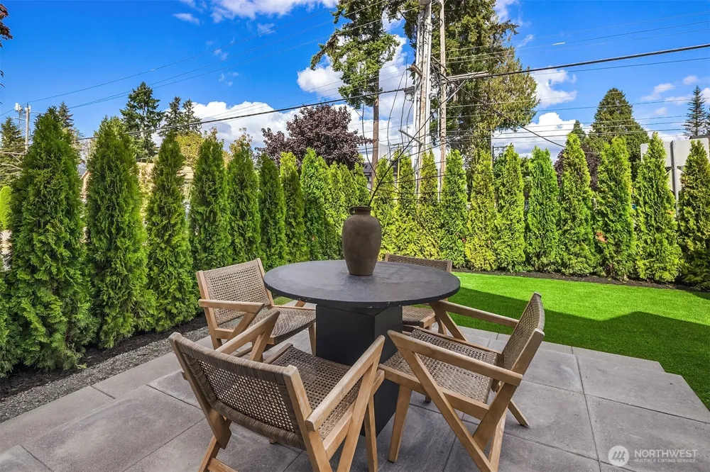 12601 NE 80th Street Kirkland, WA 98033