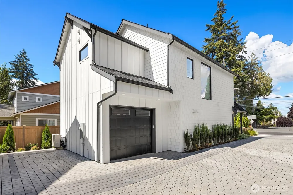 12601 NE 80th Street Kirkland, WA 98033