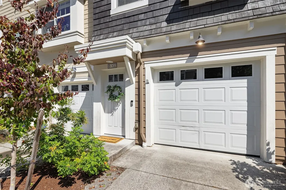 7574 129th Place SE #B102 Newcastle, WA 98056