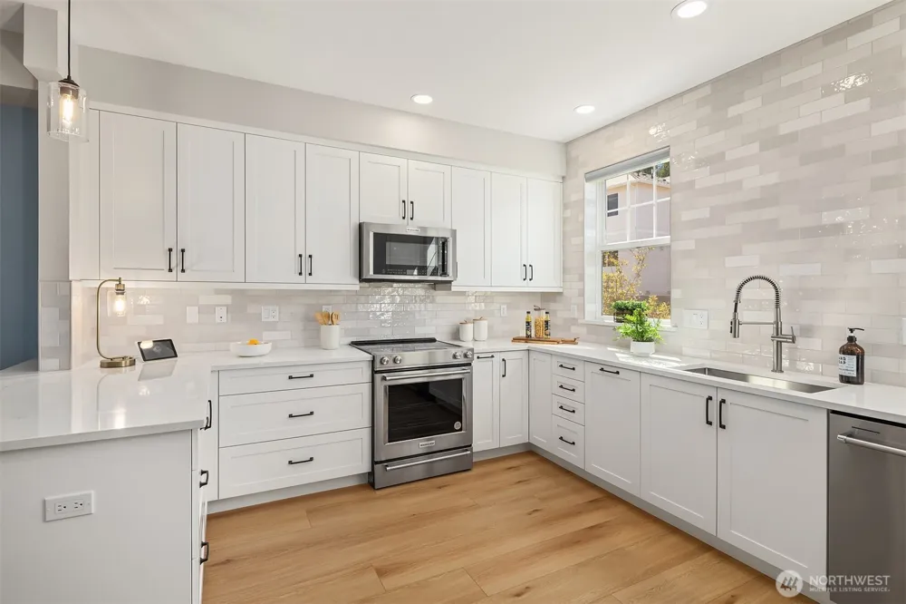 7574 129th Place SE #B102 Newcastle, WA 98056