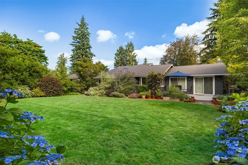12617 NE 5th Street Bellevue, WA 98005