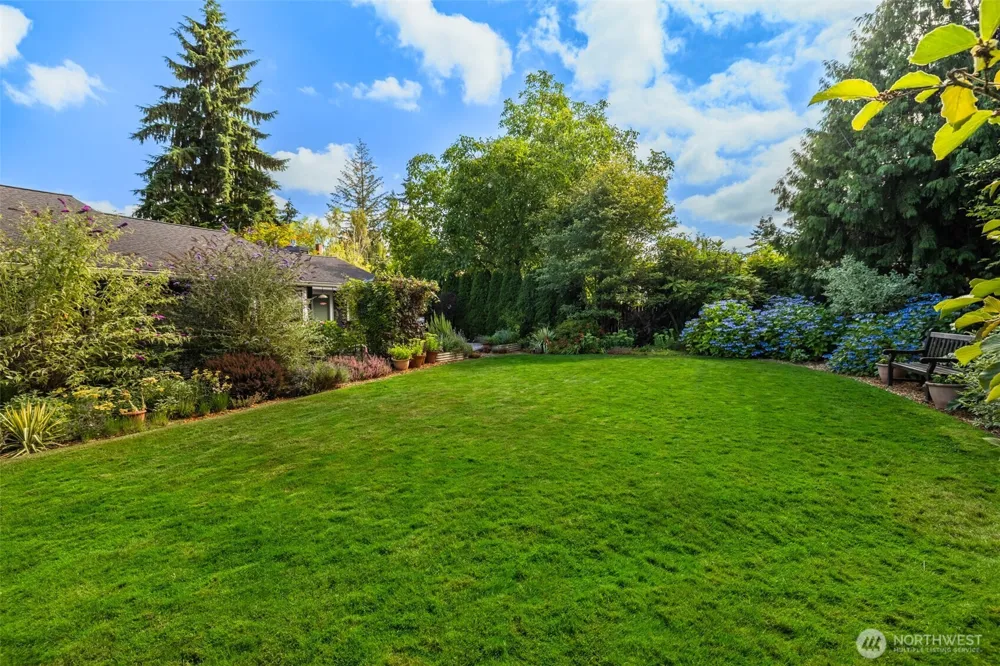 12617 NE 5th Street Bellevue, WA 98005
