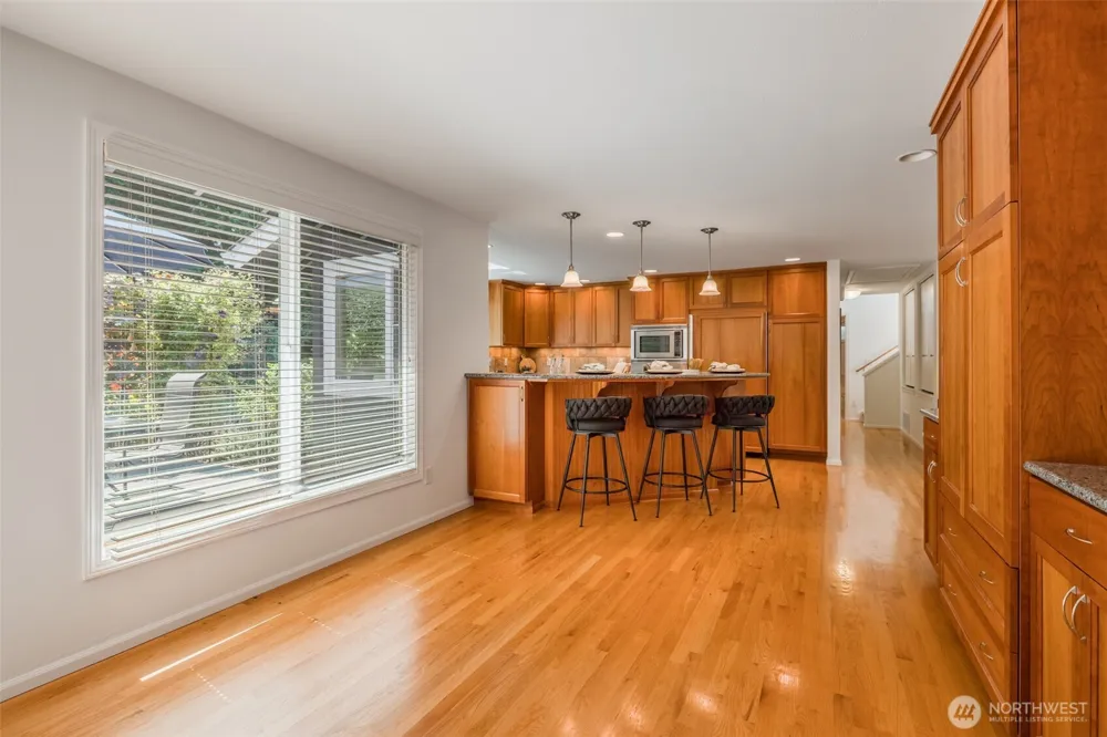 12617 NE 5th Street Bellevue, WA 98005