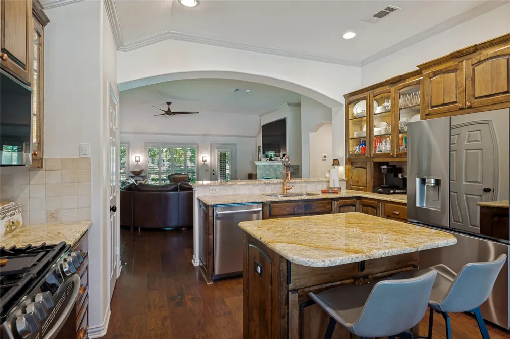 8901 Crestview Drive Denton, TX 76207