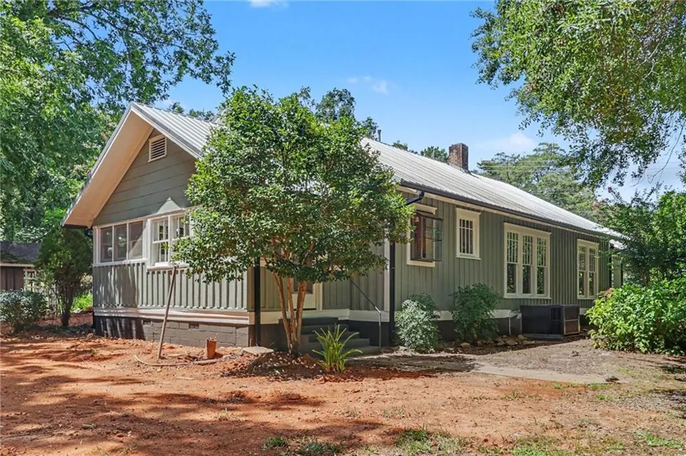 64 S Main Street Watkinsville, GA 30677
