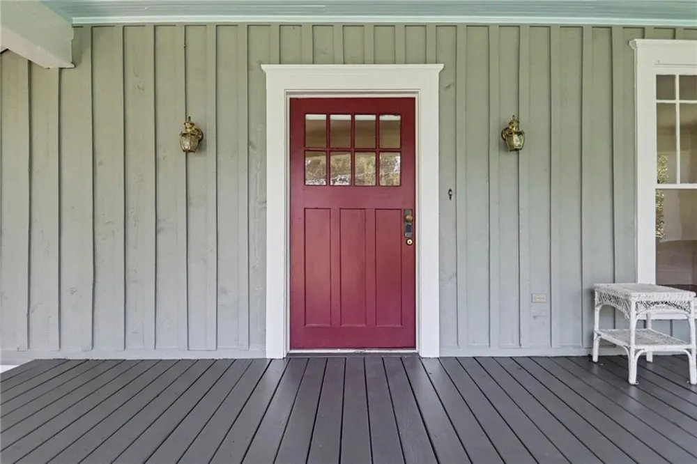 64 S Main Street Watkinsville, GA 30677