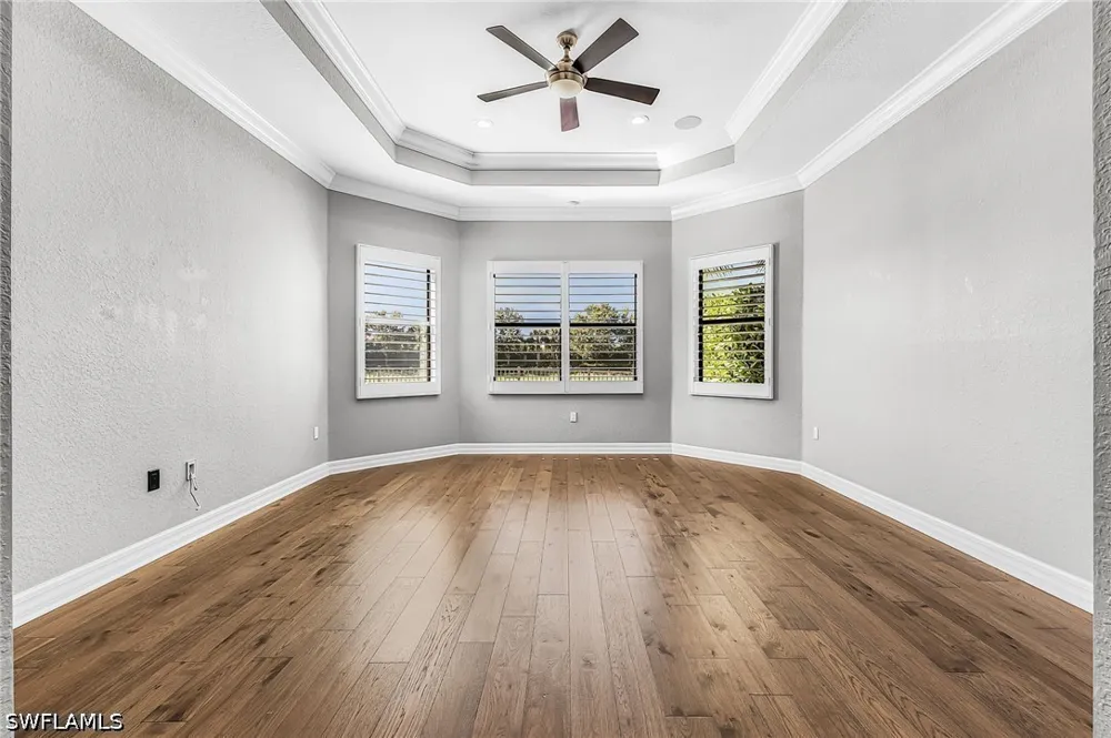 Caldera Circle Naples, FL 34119