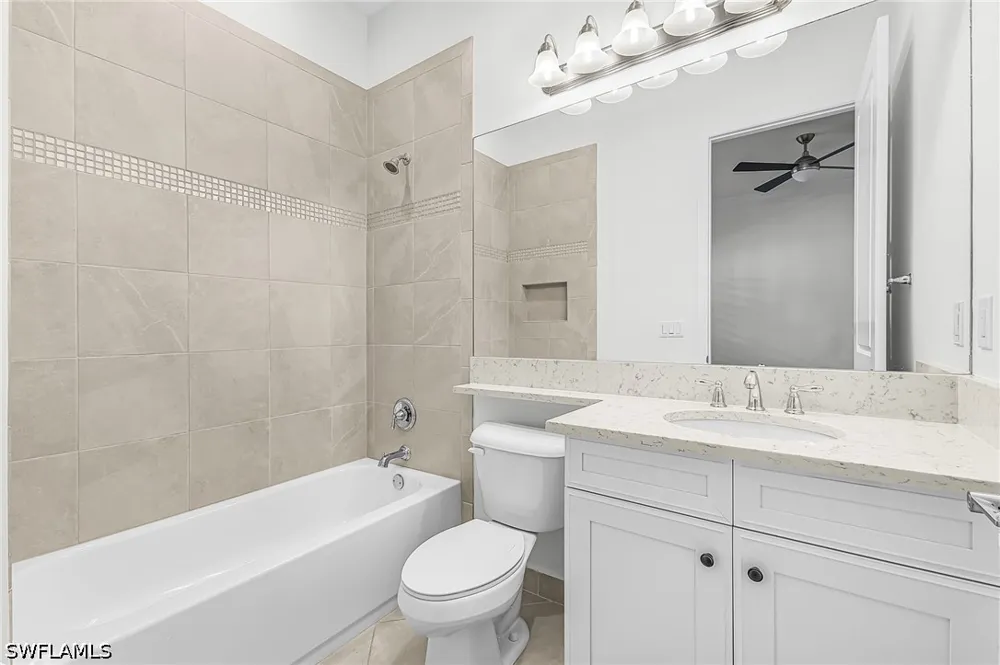 Caldera Circle Naples, FL 34119