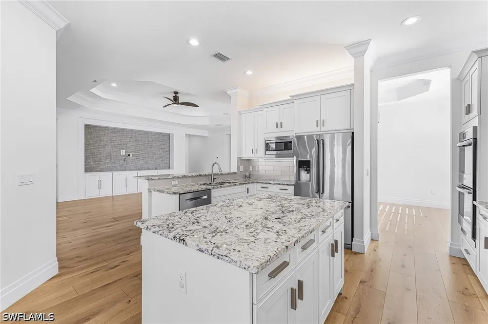 Caldera Circle Naples, FL 34119