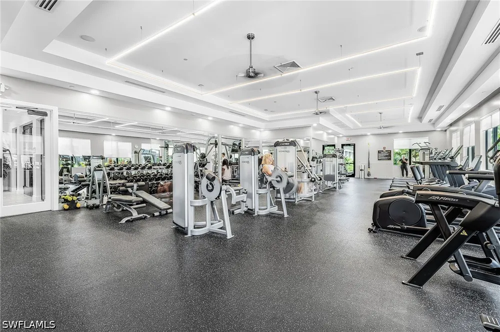 Caldera Circle Naples, FL 34119