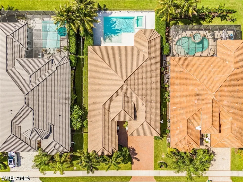 Caldera Circle Naples, FL 34119