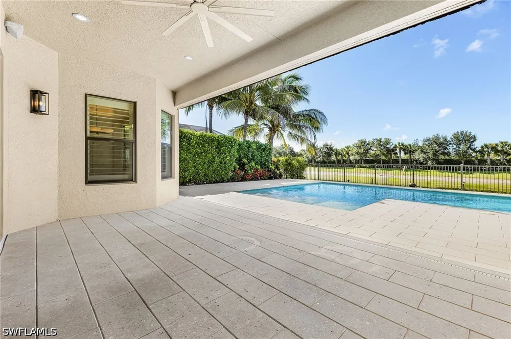 Caldera Circle Naples, FL 34119