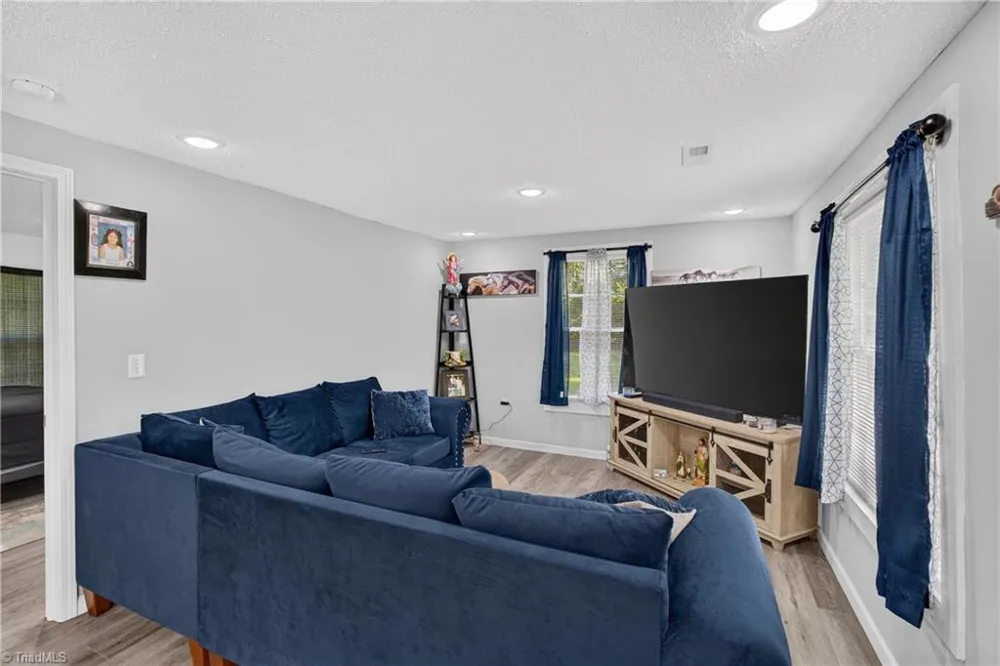 1119 Old Cedar Falls Road Asheboro, NC 27203