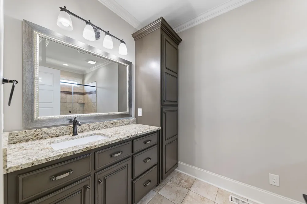 1725 Mayflower Dr Columbia, TN 38401
