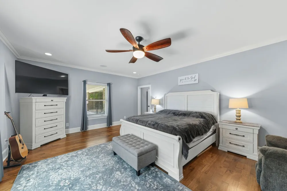 1725 Mayflower Dr Columbia, TN 38401