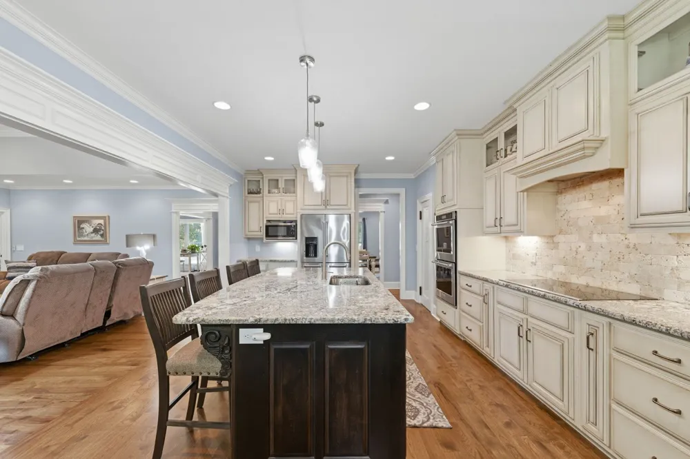 1725 Mayflower Dr Columbia, TN 38401