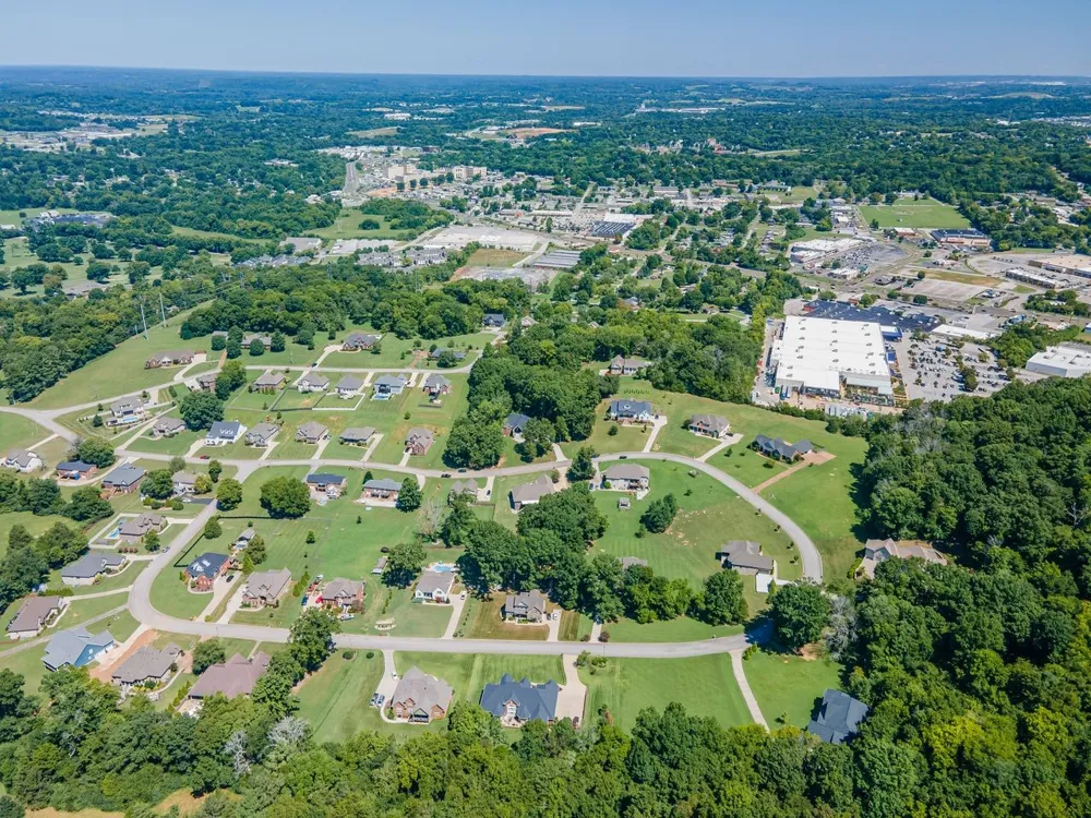 1725 Mayflower Dr Columbia, TN 38401