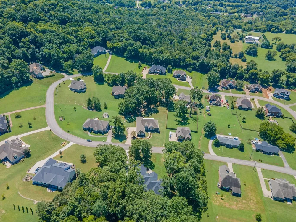 1725 Mayflower Dr Columbia, TN 38401