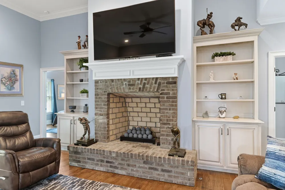 1725 Mayflower Dr Columbia, TN 38401