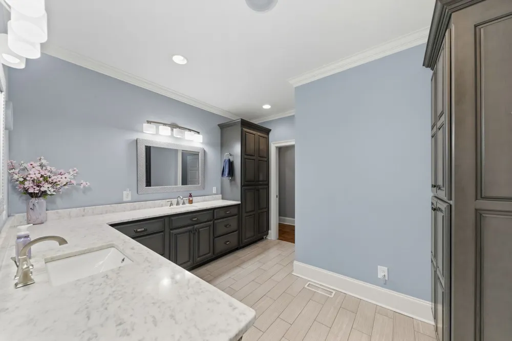 1725 Mayflower Dr Columbia, TN 38401