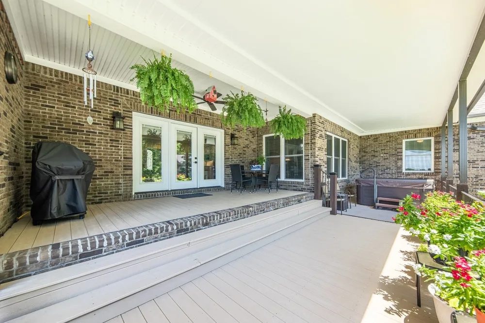 1725 Mayflower Dr Columbia, TN 38401