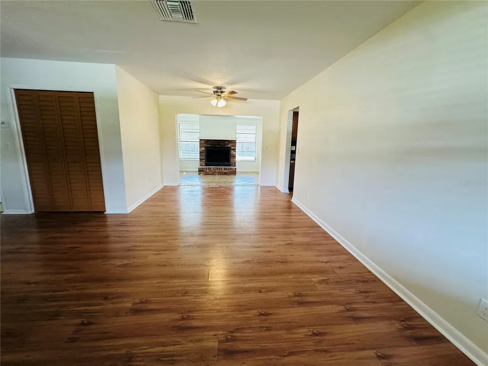 218 S MAYWOOD AVENUE Clearwater, FL 33765