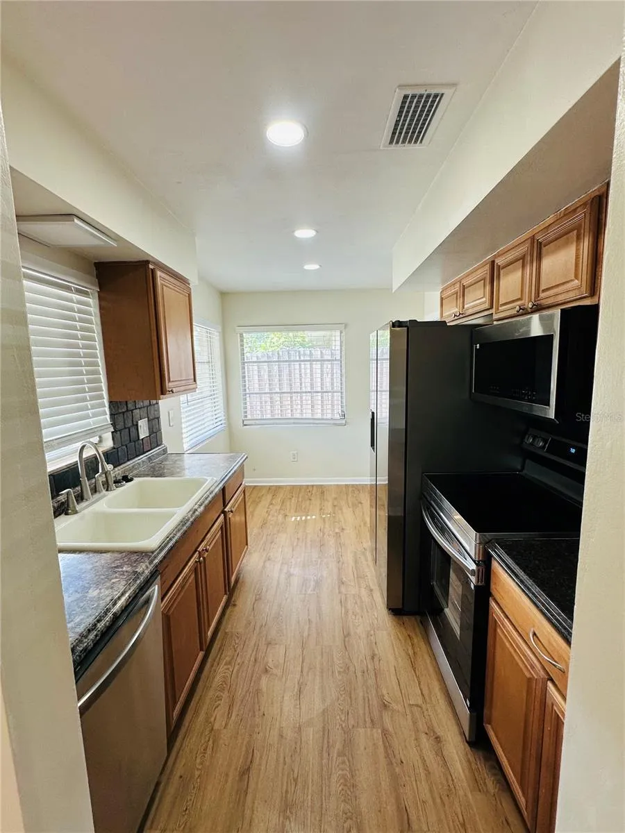 218 S MAYWOOD AVENUE Clearwater, FL 33765