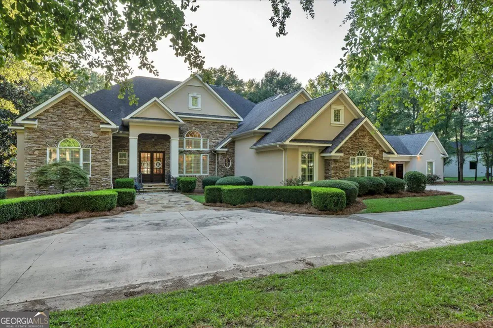 205 Walton Chase Perry, GA 31069