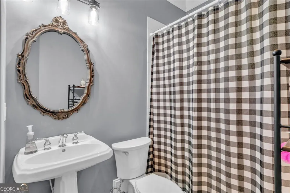 205 Walton Chase Perry, GA 31069