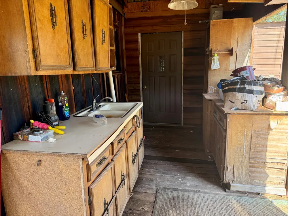 3931 County Road 607 Hamilton, TX 76531