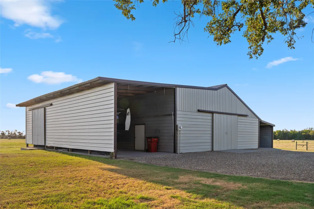 330 Farm Road 900 S Saltillo, TX 75478