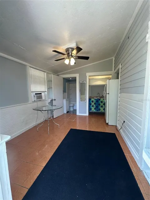 310 SPRING COURT #B