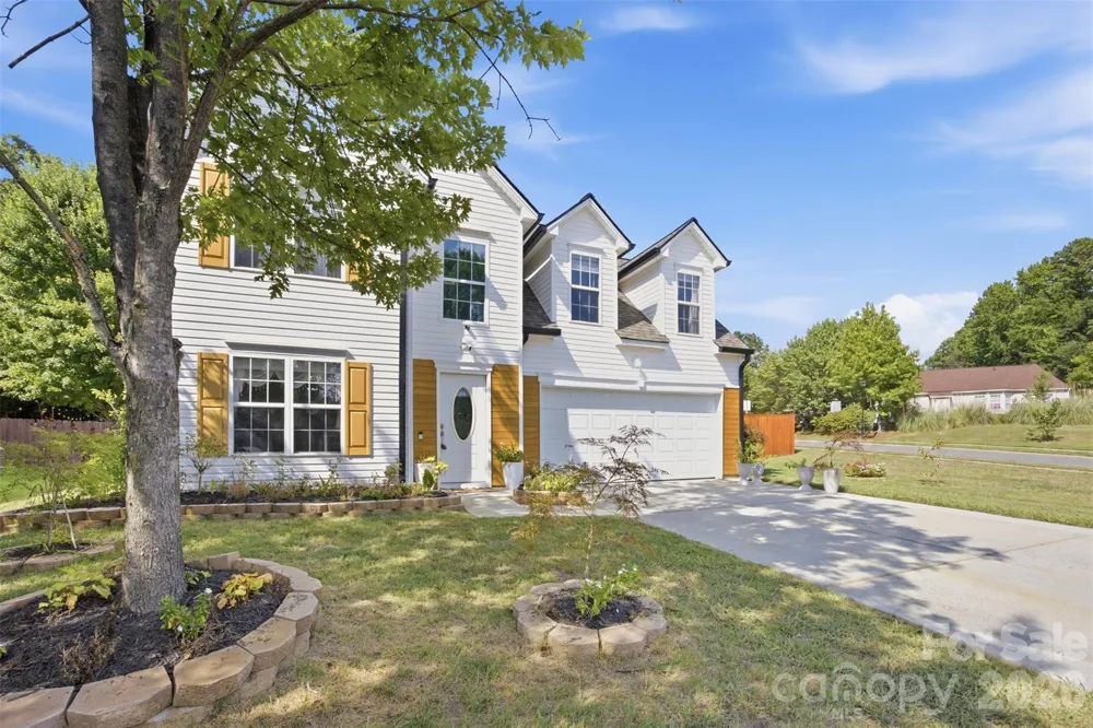 7204 Hidden Creek Drive Charlotte, NC 28214