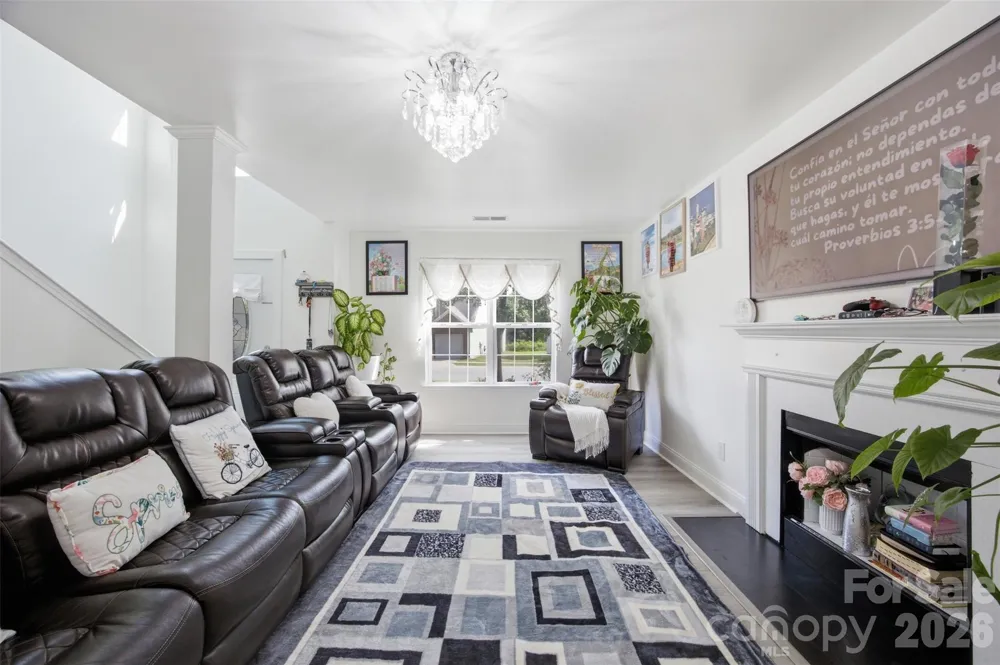 7204 Hidden Creek Drive Charlotte, NC 28214