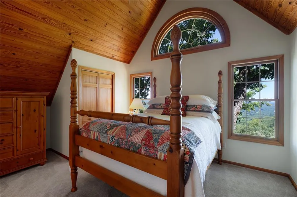 1104 Ridgeview Drive Big Canoe, GA 30143