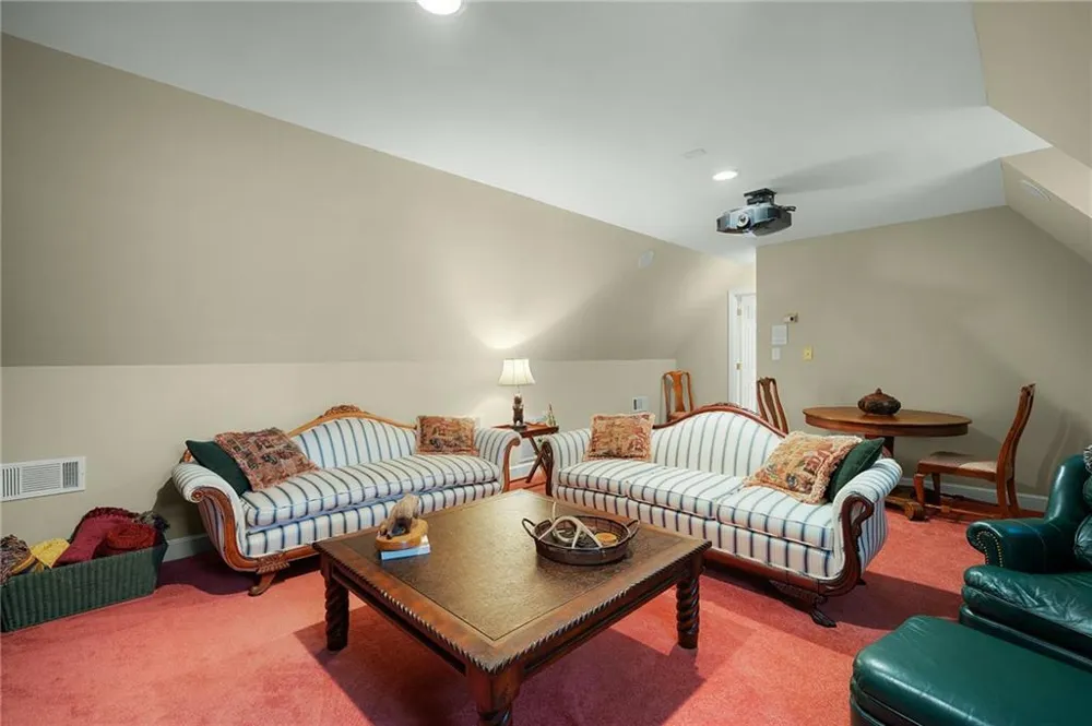 1104 Ridgeview Drive Big Canoe, GA 30143