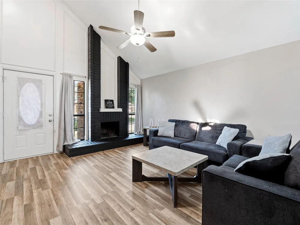 2905 Courtland Drive Dallas, TX 75287