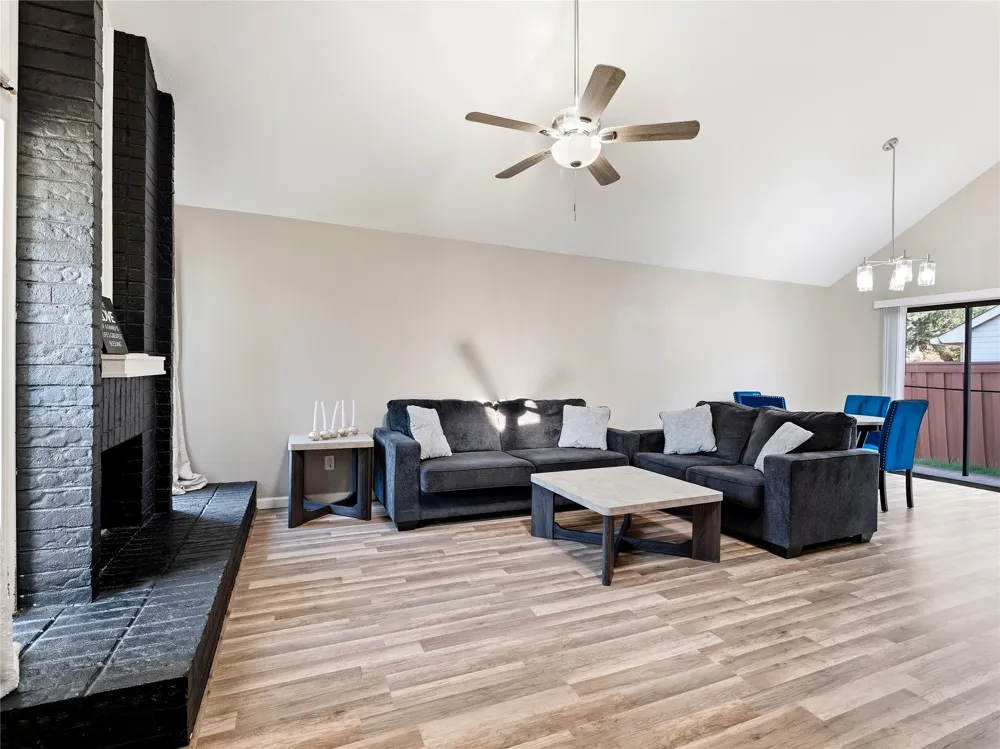 2905 Courtland Drive Dallas, TX 75287