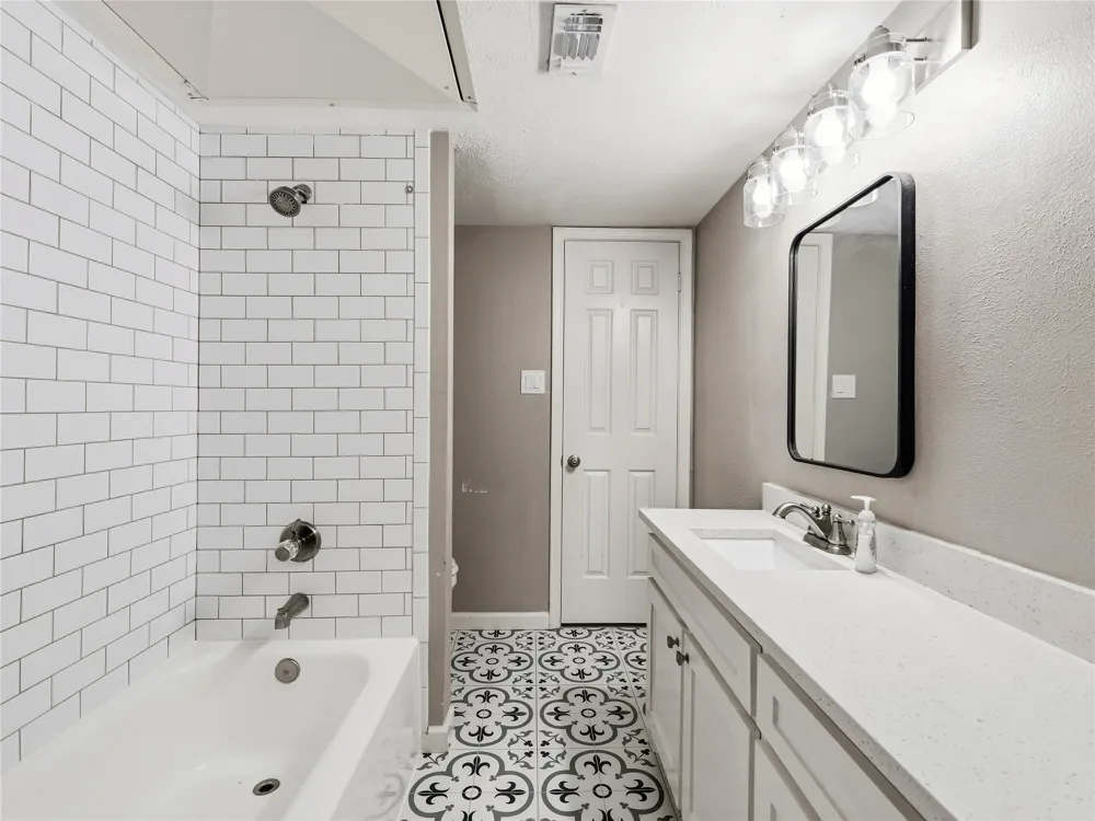 2905 Courtland Drive Dallas, TX 75287