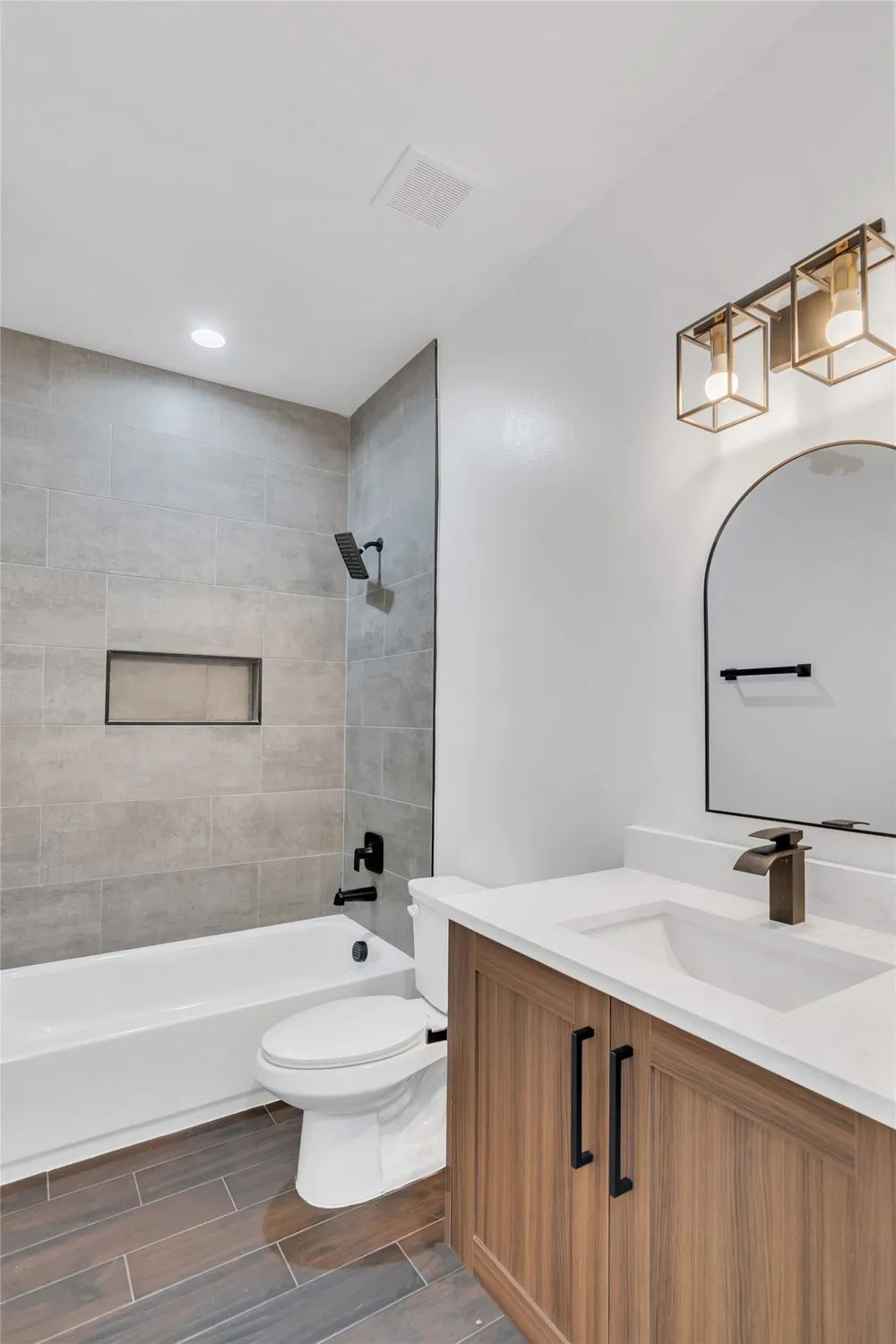 3411 Sanjeev Drive Irving, TX 75060