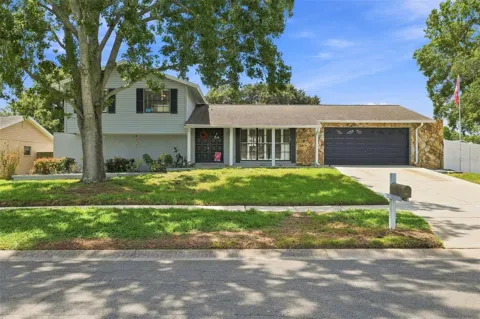 15868 COUNTRY LAKE DRIVE