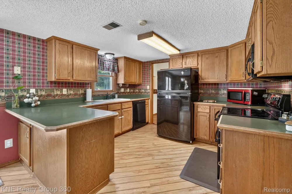 9647 Bellevue Road Pennfield Charter Township, MI 49014