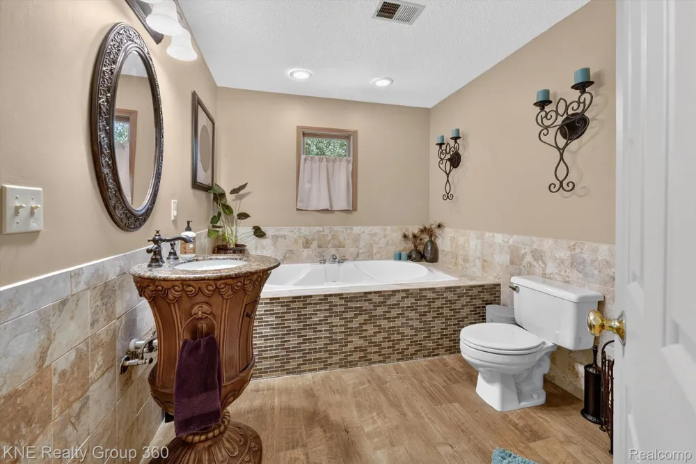 9647 Bellevue Road Pennfield Charter Township, MI 49014