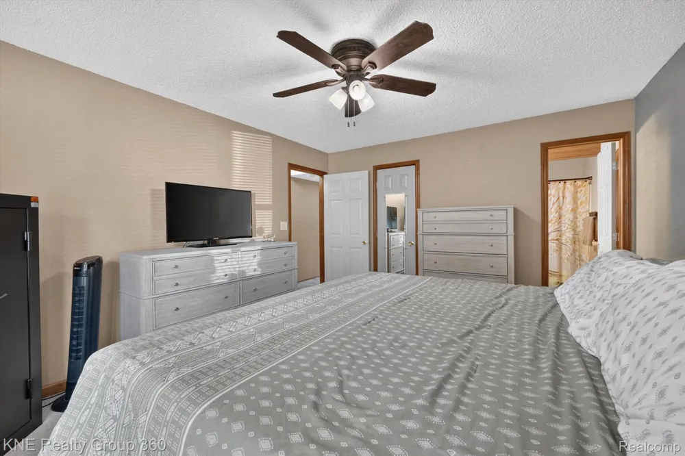 9647 Bellevue Road Pennfield Charter Township, MI 49014