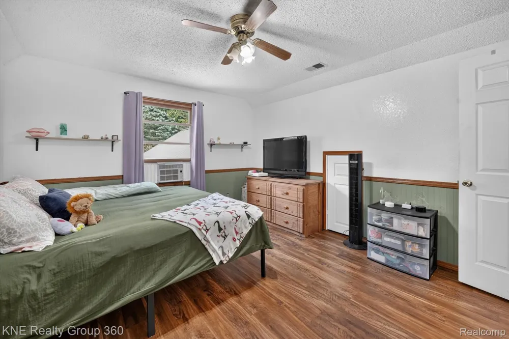9647 Bellevue Road Pennfield Charter Township, MI 49014